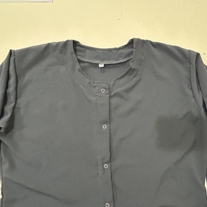Chaqueta de Enfermera Personalizada con Color y Logotipo, 100% Algodón o Mezcla de Poliéster y Elastano, Cómoda, Ligera y Duradera para Uso Hospitalario - Product Image 3