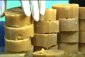 Nhà Máy Bán Hàng Đường Cọ-Jaggery Từ Việt Nam Với Tự Nhiên Ngọt Ngào Và Giá Thấp Nhất-Bella - Product Image 5