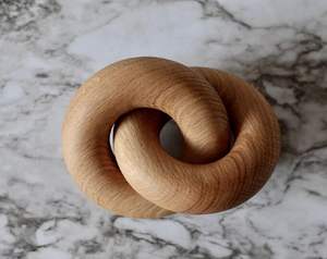 Escultura de Nudo de Madera Hecha a Mano para Decoración del Hogar - Product Image 5