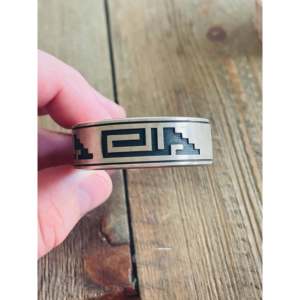 Bracelet manchette vintage en argent sterling plaqué, objet de collection culturel Hopi - Product Image 5