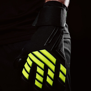 Gants de gardien de but adulte 2026 de haute qualité pour unisexe avec doublure en latex adaptés à la protection du gardien de but de football par tous les temps - Product Image 2