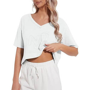 Ropa de mujer Top corto cómodo con cuello en V Venta caliente Top corto con cuello en V de calidad superior a la venta - Product Image 3