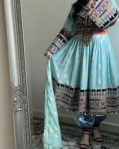 Robe de mariée traditionnelle ethnique vintage, longue, à manches longues, faite à la main, personnalisable, tissu en gros, tendance - Product Image 3