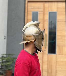 Casque corinthien spartiate authentique, finition antique, armure de guerrier grec antique pour collectionneurs, reconstitution historique, exposition - Product Image 3