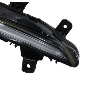 FEU DE PARE-CHOCS AVANT GAUCHE PEUGEOT 208 Série 9824241380 (19>) - Product Image 3