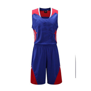Gants avec impression par sublimation Uniformes d'entraînement de ville pour le basket-ball et le football Ensembles d'uniformes de basket-ball personnalisés Ensemble d'uniformes en maille respirante - Product Image 1