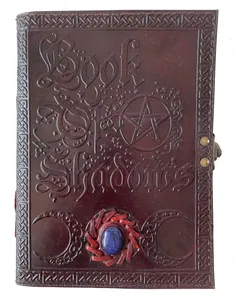 Handgefertigtes individuelles Lederzitatbuch mit Deckel rand antike Optik Papiere Buch der Schatten braunes Stein-Notizbuch