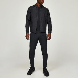 Conjunto de Dos Piezas de Chaqueta y Pantalones Deportivos Cortavientos Casuales con Capucha y Logotipo Personalizado para Hombre, Transpirable, al por Mayor, OEM - Product Image 1