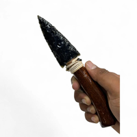 Tête de flèche en obsidienne noire naturelle avec manche en bois Couteau à lance primitif Décor tribal en cristal, couteau en obsidienne à silex fabriqué à la main