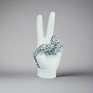 Venta al por mayor Oem Odm Premium Feel Fit y cómodo Guante de golf Soft Left Right Hand Guantes de cuero de Pakistán - Product Image 6