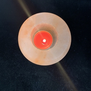 Bougeoir à bougie chauffe-plat en sel naturel de l'Himalaya sculpté à la main Style de fleur rose Artisanat écologique - Product Image 3