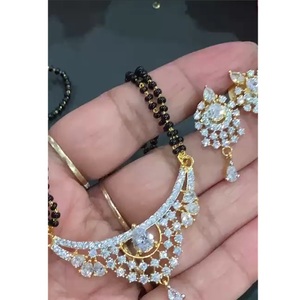 La mejor calidad elegante chapado en oro AD Stones Look Mangalsutra con aspecto perfecto para la colección de uso diario de boda para mujeres - Product Image 1