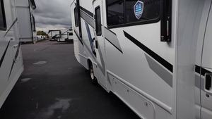 Nueva Autocaravana T-h-o-r F-r-e-e-d-o-m E-l-i-t-e 28H-Z-F 2026, la Mejor Opción Disponible - Product Image 2