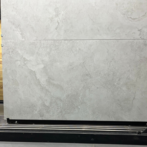 Azulejos vitrificados esmaltados pulidos de 800x1600mm con espesor de 9mm Fabricados EN LA India, baldosas de porcelana de gran losa para suelo