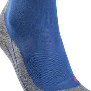 Chaussettes de sport athlétiques en spandex/polyester fabriquées en usine, haute confort, absorbant la transpiration, respirantes, pour la remise en forme et l'entraînement - Product Image 5