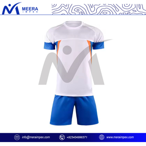 เสื้อฟุตบอลคอกลมแบบสั่งทำสำหรับผู้ชาย ปี 2026 คุณภาพสูง ผลิตจากโพลีเอสเตอร์ 100% พร้อมการพิมพ์แบบระเหิดสี สำหรับทุกเพศ - Product Image 4