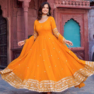 Déjeuner nouvelle série SP avec son propre produit de modélisation réel Faux Georgette intérieur Micro travail séquence de travail Stich robe - Product Image 1