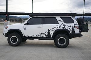 2021 4-RUNNA TRD Off-Road Premium 4x4 Low Mileage Sound Engine AUTOMATIC Transmission <b>Panoramic</b> SUNroof LED lights Ready to Ship - Product Image 4