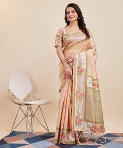 Faites une déclaration avec un sari indien traditionnel en soie non cousu, personnalisable pour les tenues de soirée, style ethnique indien et pakistanais - Product Image 1