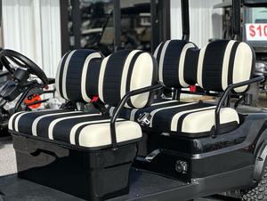 Carrito de Golf Eléctrico Icon de 6 Plazas, Negro con Asientos con Rayas Blancas, Neumáticos Todoterreno, Velocidad de 30 km/h, Alcance de 30 km - Product Image 6