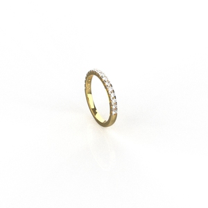 Ishi Diamonds 18K Gold Half Eternity Lab Grown Diamond Ring Joyería elegante para mujer - Product Image 1