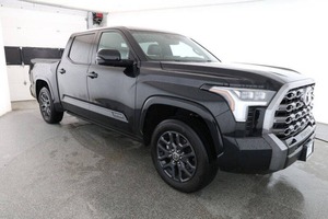 โตโยต้า ทุนดรา แพลตตินัม รุ่นมาตรฐานปี 2023 - Product Image 2