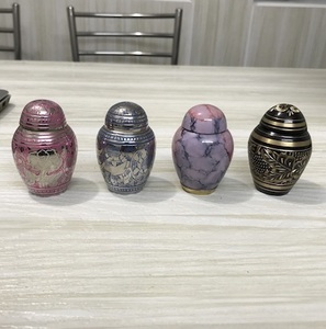 Urnas de cremación para cenizas, recuerdo de latón, suministros funerarios hechos a mano, para cremación, precio al por mayor de la India - Product Image 2