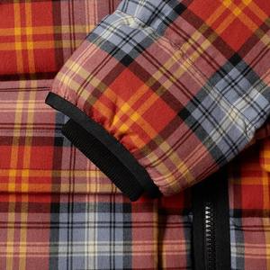 Chaquetas Acolchadas de Alta Calidad con Cuello Alto, Diseño Personalizado con Logotipo Frontal, Tela de Lona Resistente para Exteriores, Precio Razonable, Venta en Línea - Product Image 4