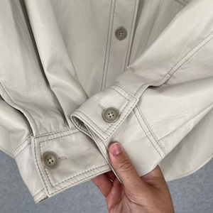 Chaquetas de Cuero para Mujer, Nuevas, de Primavera y Otoño, al por Mayor, Chaquetas de Cuero Cortas y Ajustadas Estilo Motero - Product Image 4