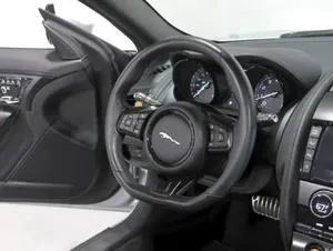 JA GU AR F-TYPE V8 S d'occasion 2014, conduite à gauche/droite - Product Image 3
