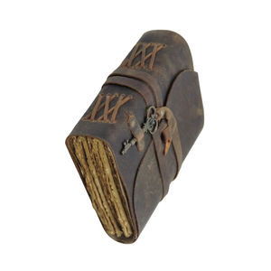 Journal de voyage en cuir avec fermeture à clé antique marron vintage personnalisé avec du papier de bord de plage recyclable fait à la main pour cadeau - Product Image 4