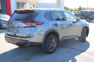 NISSAN ROGUE S AWD B-SPOT 2024, PREMIÈRE MAIN, VÉHICULE D'OCCASION, SUV EN BON ÉTAT - Product Image 1
