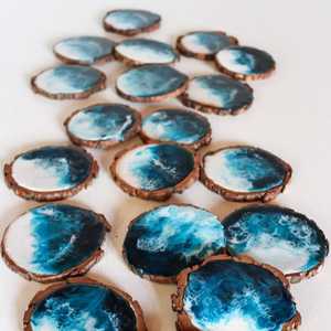 Sous-verres en résine artistique haute brillance, sous-verres faits à la main de qualité supérieure avec paillettes et tourbillon de couleur, sous-verres en pierre - Product Image 1