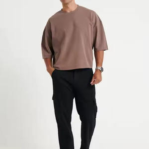 Fabricant de t-shirts personnalisés à impression graphique OEM de haute qualité Street Boxy Fit Round Neck Printed T Shirts Mens - Product Image 6