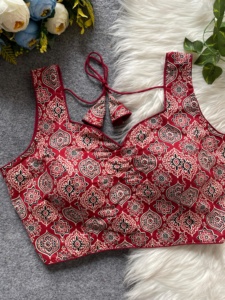 รูปแบบสไตล์เสื้อคอวีที่ทันสมัยเสื้อสามารถใช้ในเสื้อส่าหรีและเสื้อลาเฮงเปิดหลังพร้อมโทนสีเพื่อโทนสี - Product Image 2