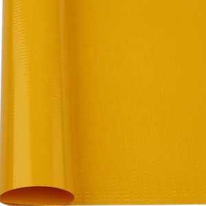 Rollo de cubierta de camión de PVC amarillo de alta calidad, tela industrial impermeable con patrón revestido, lona Lisa tejida - Product Image 1