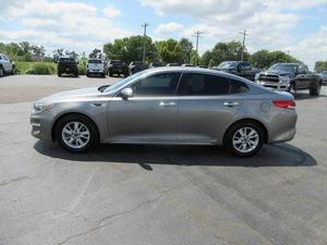 Kia Optima LX 2016 - Product Image 3