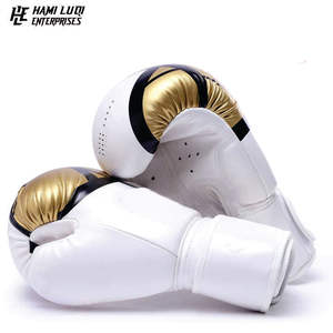 ถุงมือชกมวยหนังแท้คุณภาพสูง พิมพ์โลโก้ได้ สำหรับศิลปะการต่อสู้และนักมวยมืออาชีพ ขายส่ง - Product Image 1