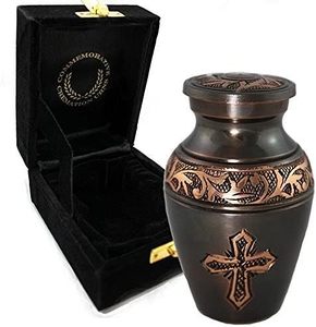 Urne funéraire en laiton de style américain doré pour cendres Logo personnalisé Petites urnes avec boîte en velours Fournitures funéraires en gros - Product Image 2