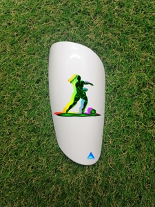 Espinilleras de fútbol femenino de alto nivel Tipo 13 Equipo de protección a altos estándares - Product Image 4