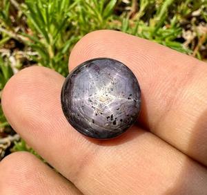 Rubí Estrella Natural Cabujón Rojo Rosado de 6 Rayos, 13-15 Quilates, Gema para Joyería, Suministro Suelto, Raro, con Encerado/Enrasgado de 6 Rayos - Product Image 1