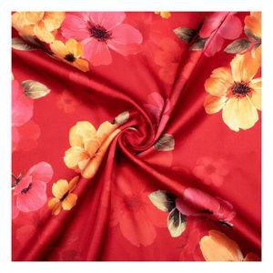 Tela Ligera y Transpirable de Alta Calidad con Diseño Floral Impreso Digitalmente y Personalizable para Uso en Prendas de Vestir, Reino Unido - Product Image 1