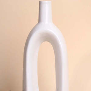 Jarrón de Cerámica Blanco Brillante Hecho a Mano, Diseño Minimalista Moderno, para Mesa, Decoración del Hogar, Pintado a Mano, Versátil, Bajo - Product Image 3