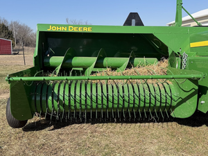 Empacadora Cuadrada Pequeña John Deere 348, Empacadora Cuadrada de Alta Productividad para Heno y Pasto, Máquina Agrícola Automática - Product Image 6