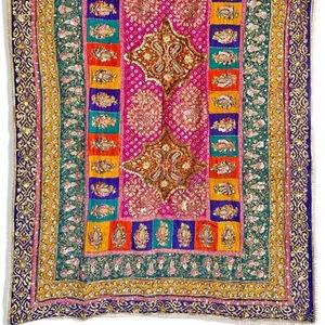 ผ้าไหมทำมือพิมพ์ลายดิจิทัลลายดอกไม้แบบชาติพันธุ์ ตกแต่งกระจก  ผ้าไหมสีตัดกันสำหรับผู้หญิง งานแฮนด์เมด - Product Image 1