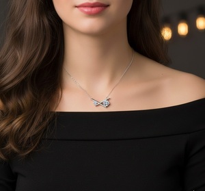 Collar de Cadena con Colgante en Forma de X de Plata de Ley 925 con Moissanita de Corte Brillante VVS Color D - Product Image 6