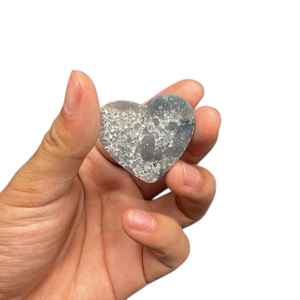 Vente en gros d'agates naturelles en forme de petit cœur, semi-polies avec surface granulée, pour la décoration intérieure, cristal décoratif - Product Image 3