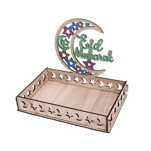 Plateau élégant en bois sculpté à la main pour le Ramadan Décoration de table pour la maison Cadeaux pour le Ramadan Kareem Plateau de nourriture - Product Image 1