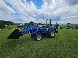 Tracteur agricole multifonctionnel LS Green & Black 4WD avec chargeur frontal et pelle arrière, 90 CV - Product Image 4