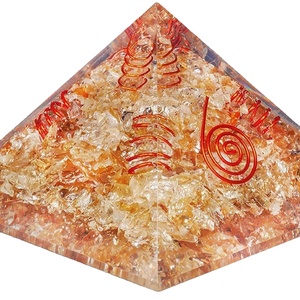 Citrine Orgone Pyramide Cristal Point Quartz Chakra Style avec Cuivre Spirale Gemstone Protection EMF par Orgone Stone Pyramid - Product Image 1